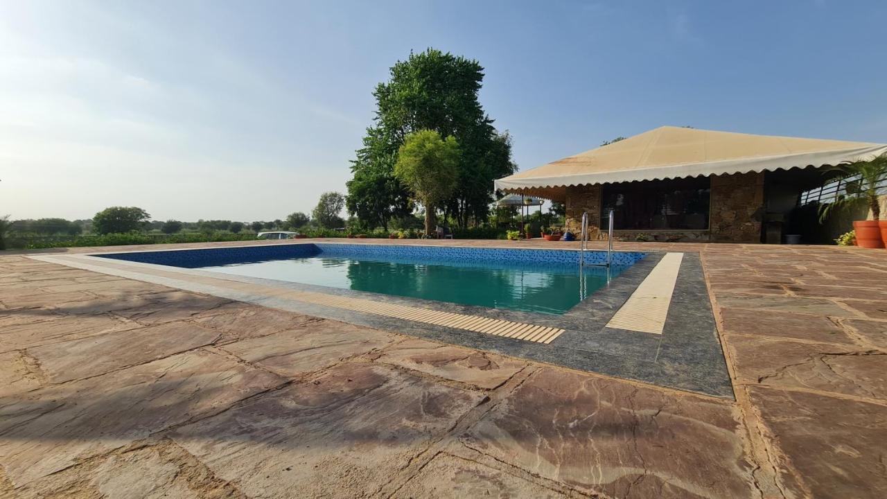 The Rustic Villa, A Stay With Luxuries Amenities And Exotic Nature Džajpur Exteriér fotografie