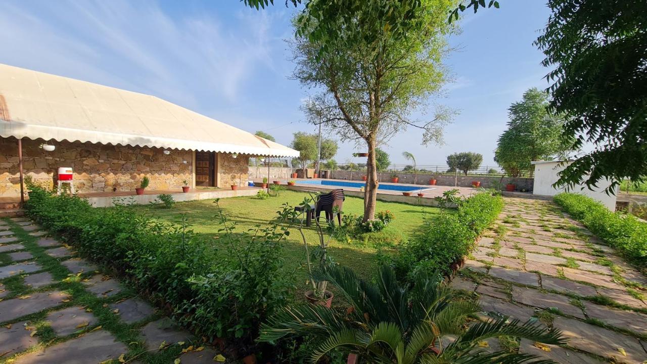 The Rustic Villa, A Stay With Luxuries Amenities And Exotic Nature Džajpur Exteriér fotografie