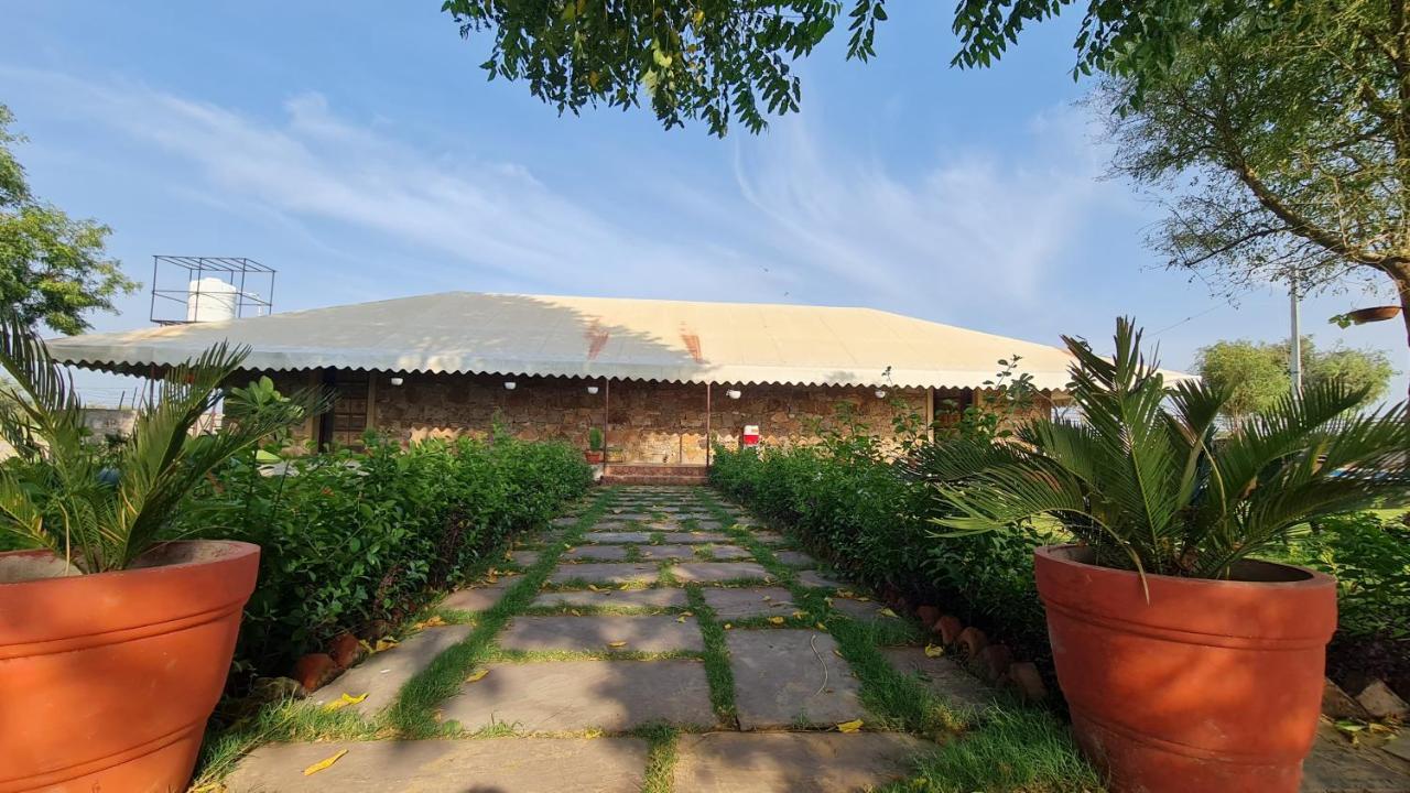 The Rustic Villa, A Stay With Luxuries Amenities And Exotic Nature Džajpur Exteriér fotografie