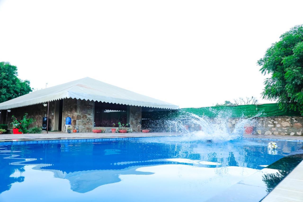 The Rustic Villa, A Stay With Luxuries Amenities And Exotic Nature Džajpur Exteriér fotografie