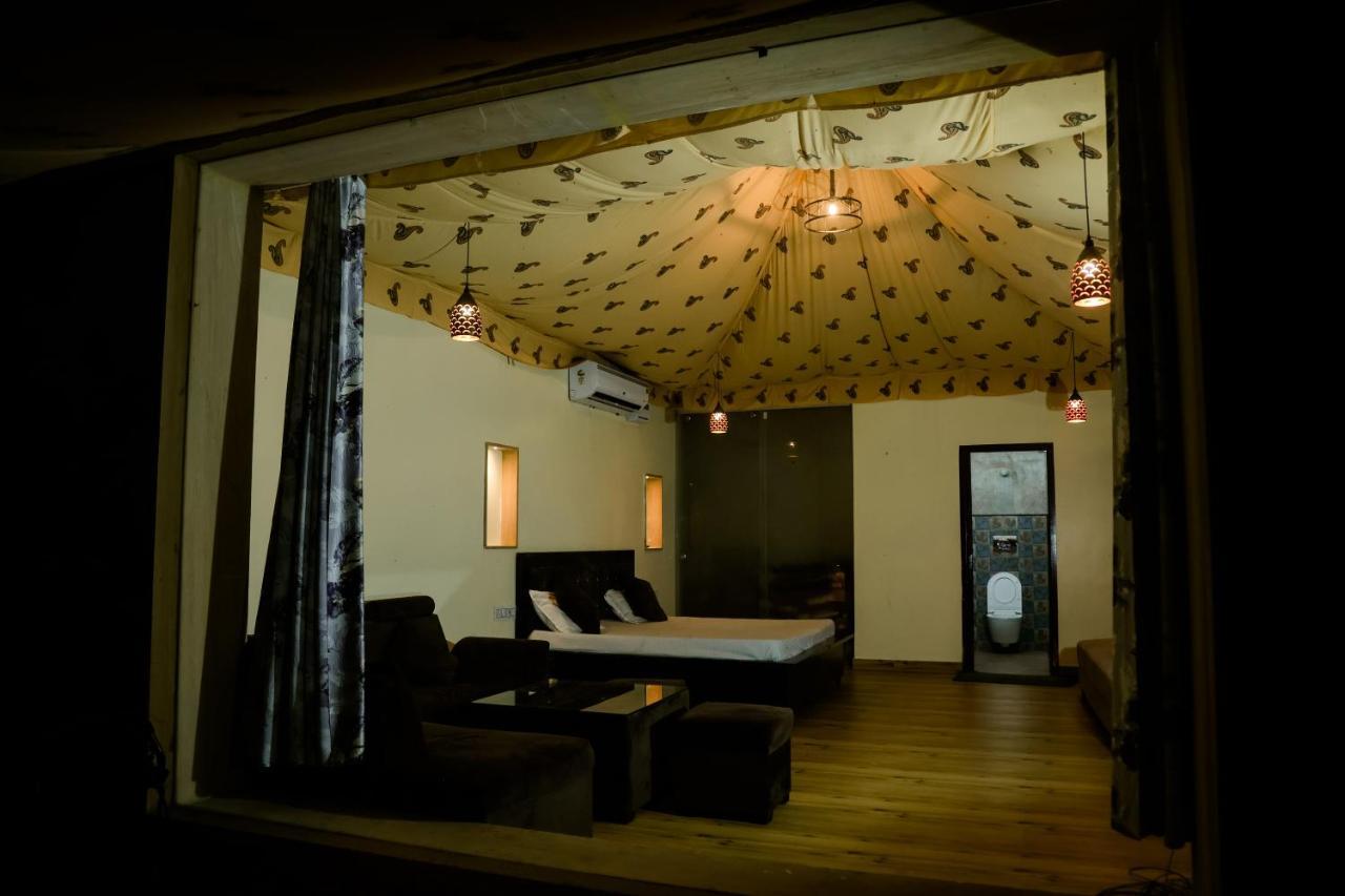 The Rustic Villa, A Stay With Luxuries Amenities And Exotic Nature Džajpur Exteriér fotografie